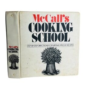 McCall's Cooking School Cookbook Recipes 3 Ring Binder 1986 Color Illustrations